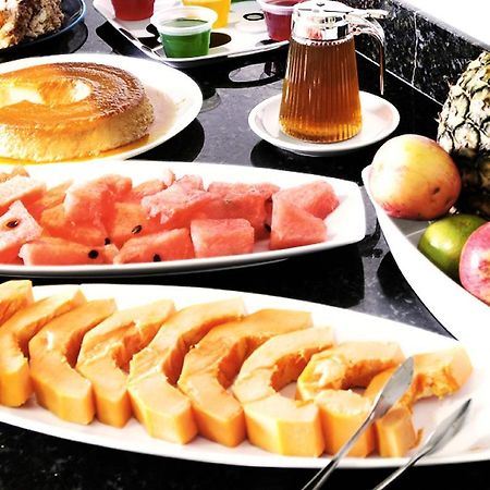 阿拉萨图巴格兰德酒店 Araçatuba 外观 照片