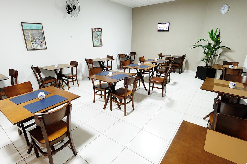 阿拉萨图巴格兰德酒店 Araçatuba 外观 照片